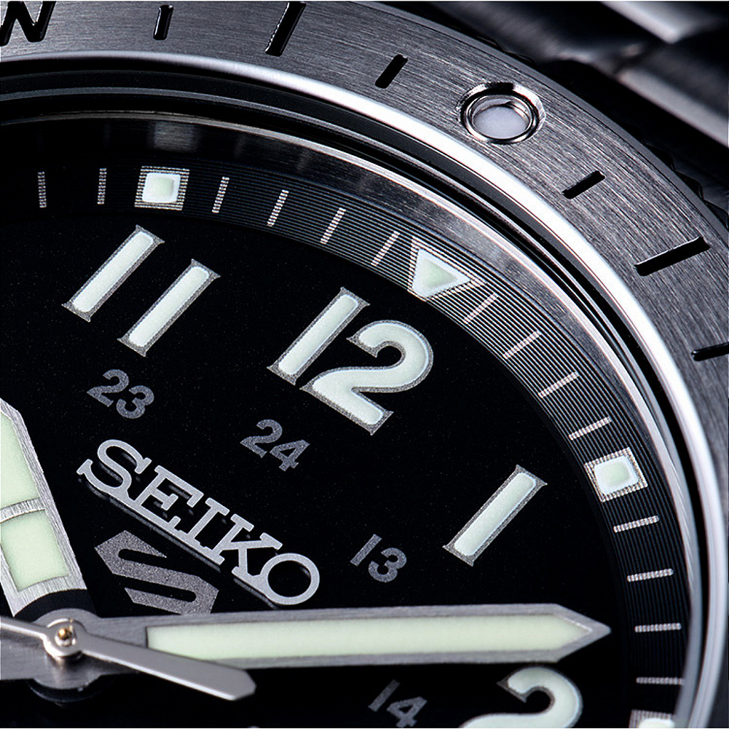 Relógio Seiko 5 Sports Field HDB006B1 Automático Militar