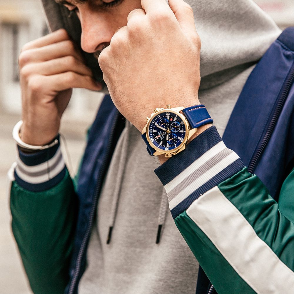 Bulova 97B168N – Cronógrafo azul IP Gold 100M - Relojoaria Impala