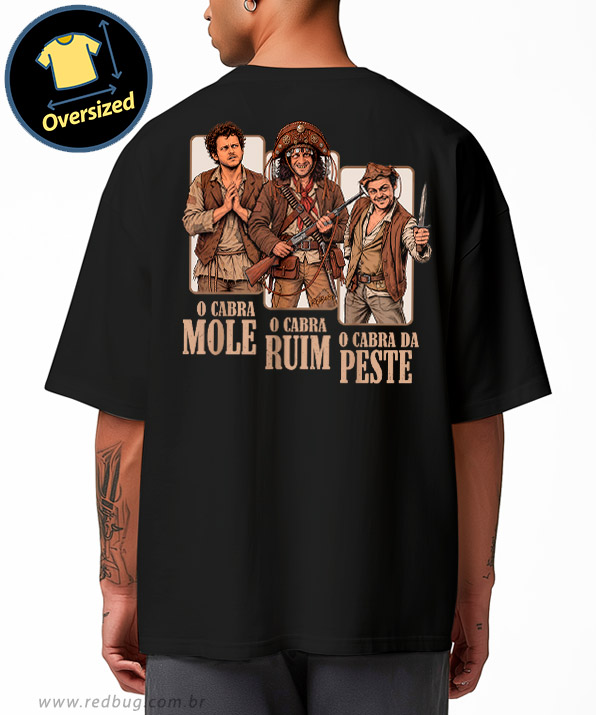 Camiseta Oversized Três Cabras em Conflito