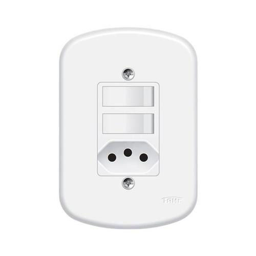 Interruptor 2 Seções com Tomada 10A 4x2 Blanc Fame