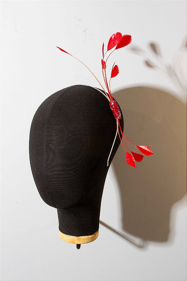 JC Tiara Lampejo com Fuê e Cristais Vermelha