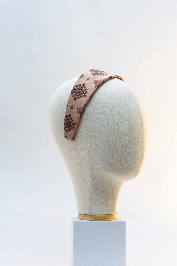 JC Tiara Dália Nude