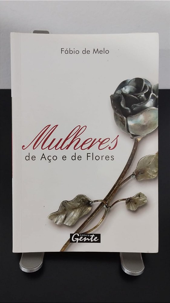 Livro Mulheres de Ação e de Flores
