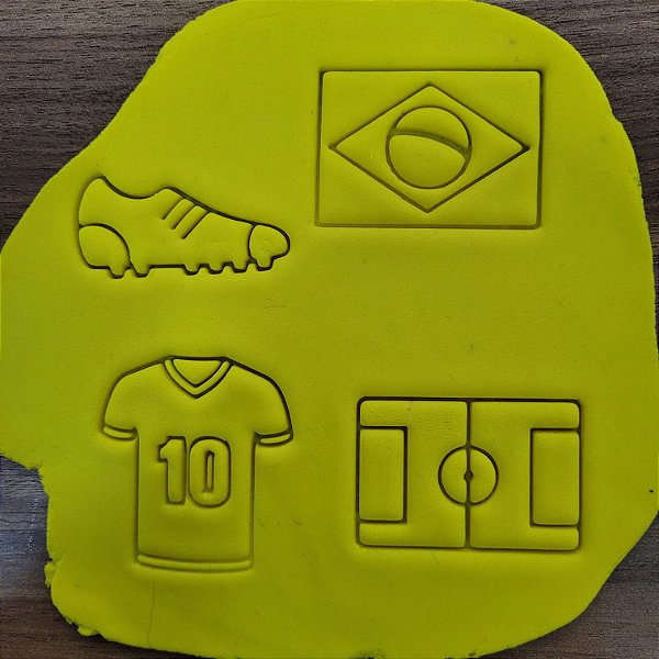Kit 4 Cortadores Futebol Bola Campo Chuteira Brasil