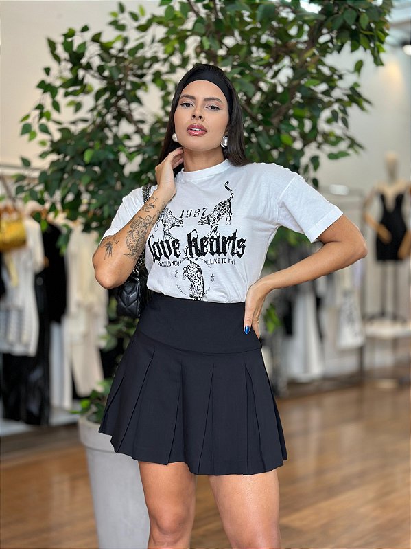 SAIA CURTA COM PREGAS