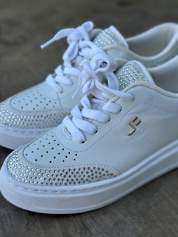 TENIS FEMININO FECHADO