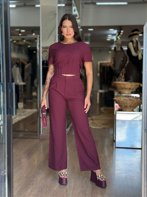 BLUSA FEMININA CROPPED MANGA CURTA COM PENCES