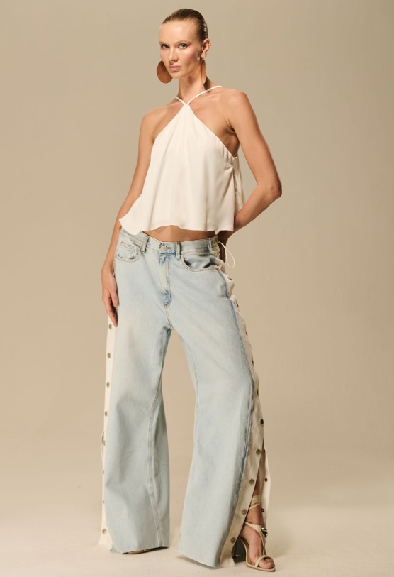 CALÇA WID LEG RENDA LATERAL COM BOTÃO
