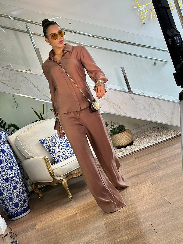 CALÇA ORGANZA COM SHORT RENDA