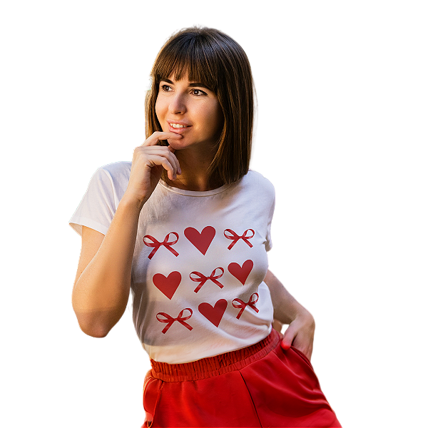 Camiseta Feminina Branca de Algodão P - Laço coração