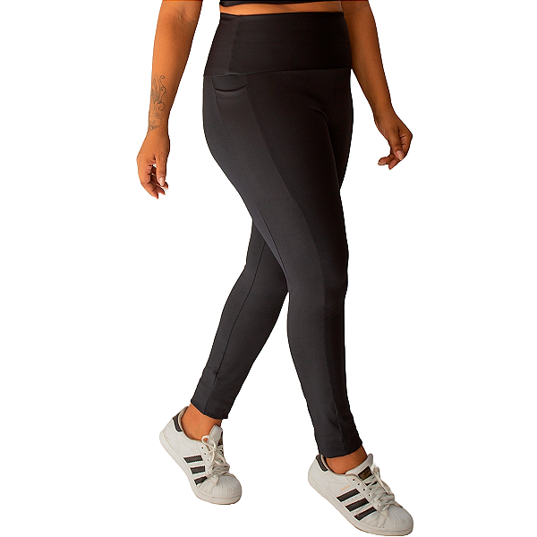 CALÇA LEGGING PRETA PLUS SIZE FEMININA COM BOLSO TELEFONE COS ALTO ESPORTIVA MALHA GROSSA SUPLEX TAMANHO GRANDE DO 42 AO 60 MONTARIA CASUAL