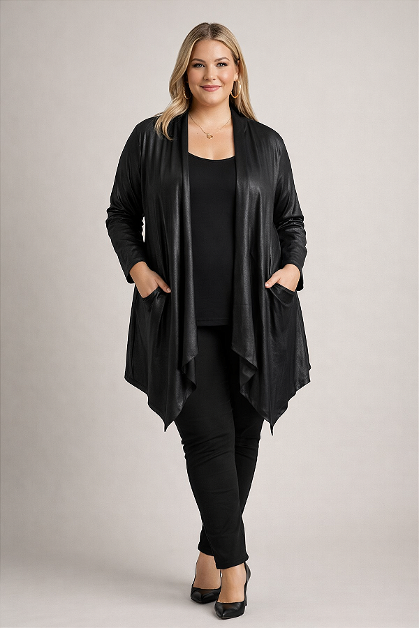 Casaco Cardigan feminino Plus Size Preto em malha couro cirre com gola xale e bolsos laterais modelo casual elegante tamanho grande 48-50