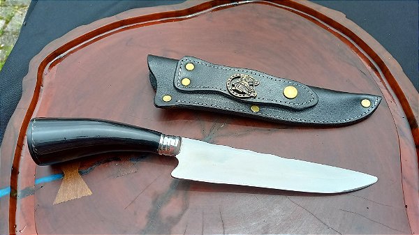 FACA ARTESANAL 7" em INOX , CABO EM CHIFRE BOVINO