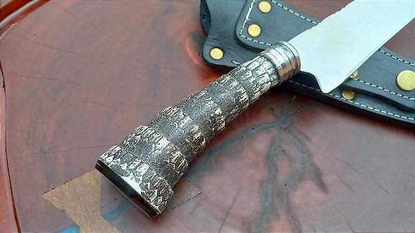 FACA ARTESANAL 7" em INOX , CABO EM RESINA