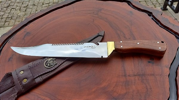Faca Bowie em Aço Inox , Cabo em Peroba Rosa