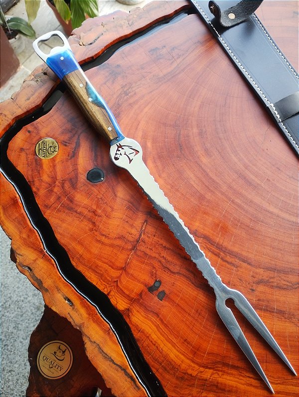 Garfo artesanal longo com cabo Hibrido "resina e madeira"