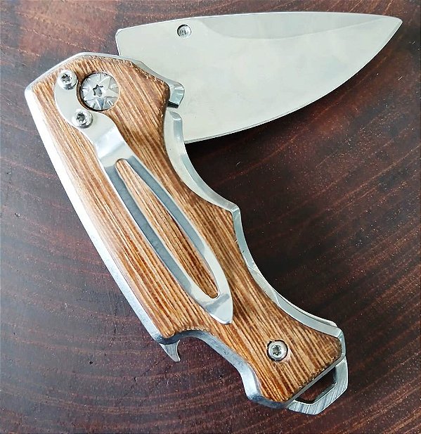 Canivete com Tala em Madeira e Abridor — Elegância, Utilidade e Resistência em um só produto!