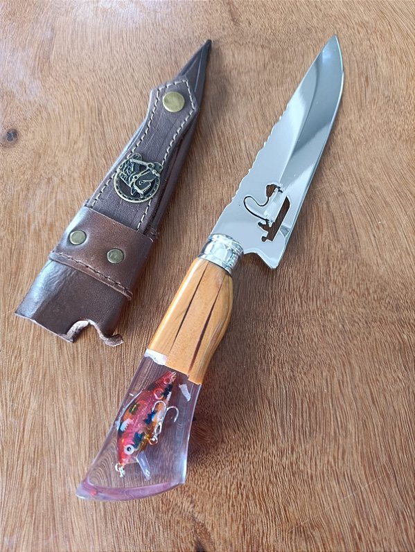 Faca 7" em Inox – O Parceiro Perfeito para suas Aventuras de Pesca!