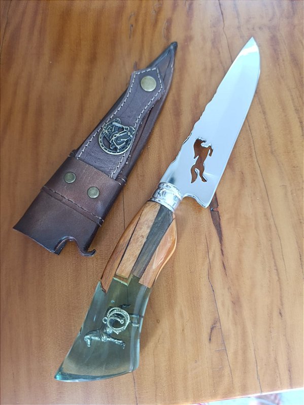 Faca 7” em Inox – Cabo Temático Laçador de Touro