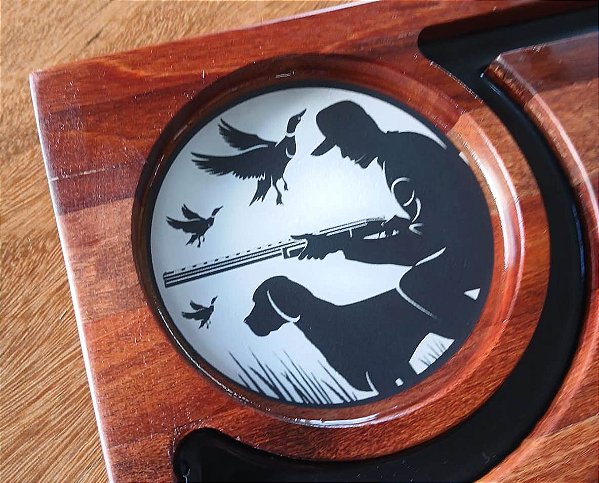 TÁBUA DE CORTE 30x40 MARCHETADA " CAÇADOR "