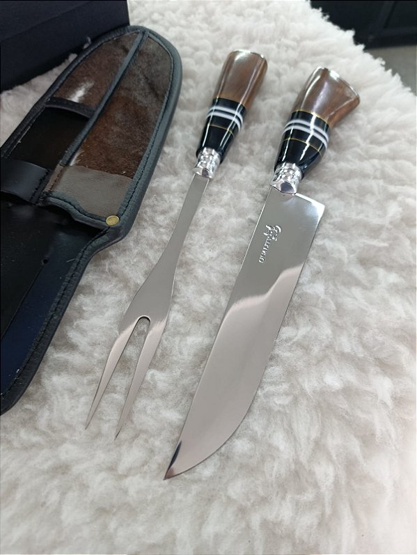 Kit Churrasco 8”' Artesanal – Faca e Garfo com Bainha em Couro