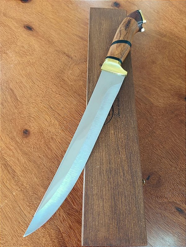 Picanheira Plus Pata de Cavalo 10'' Cabo em Madeira