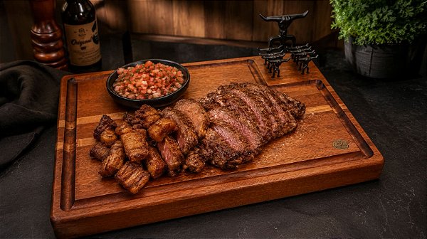 TÁBUA PREMIUM GRANDE PARA CHURRASCO COM KIT TRIDENTE EM ALUMINIO