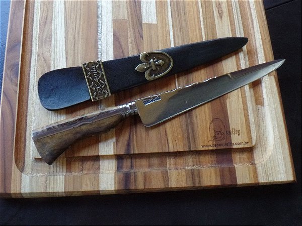 Faca gaúcha full tang 8” Forjada em aço carbono 5160, cabo invertido Bainha Picassa.