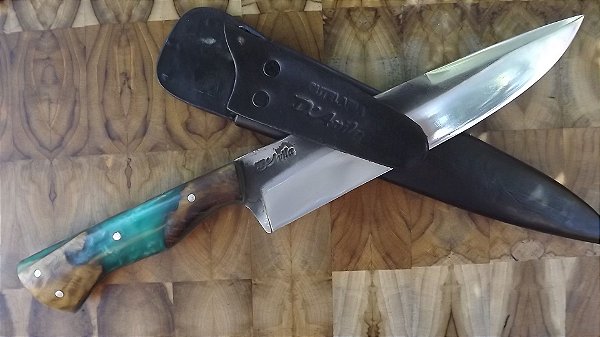 Faca Gaucha Laminada em Aço Carbono 5160 Cabo d'avila 8”, Hibrido em madeira  e resina,acabamento bruto.