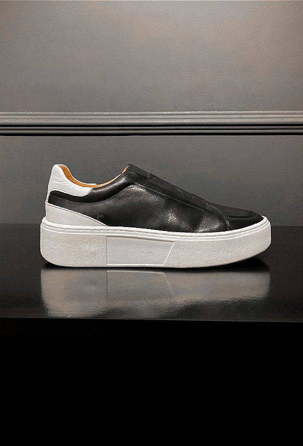 Tênis Sneaker Vidic Vegas Preto e Branco