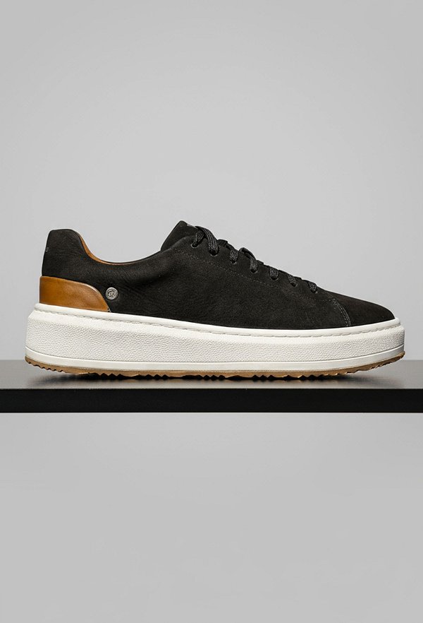 Sneaker Vidic London Preto e Conhaque