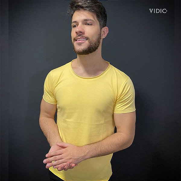 Camiseta Basica Amarela Gola Canoa VIDIC