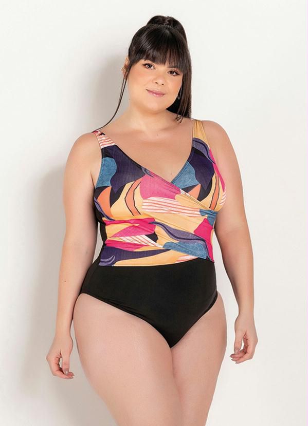 Maiô Plus Size Preto Com Bojo E Transpassado