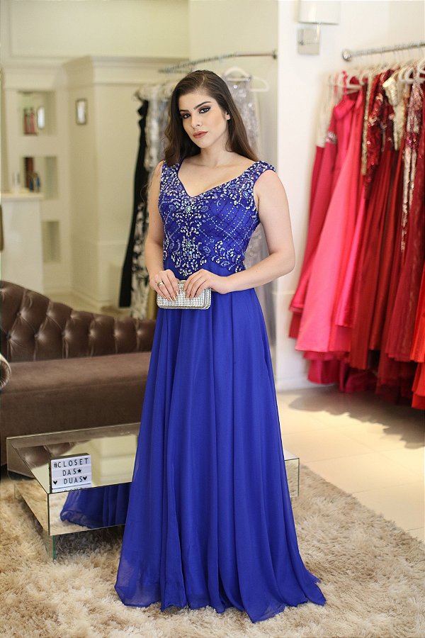 vestido azul com pedraria