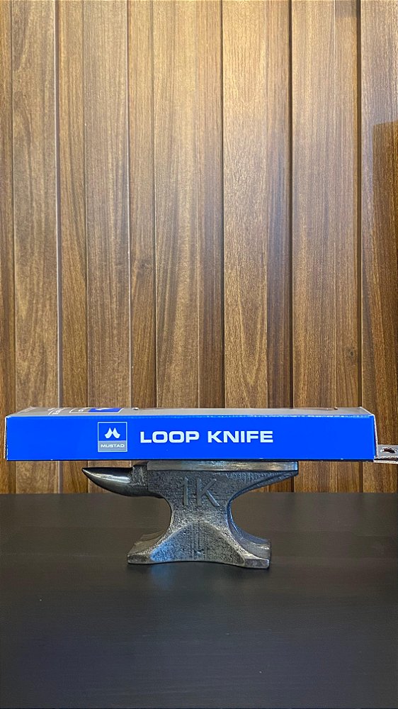 Loop Knife