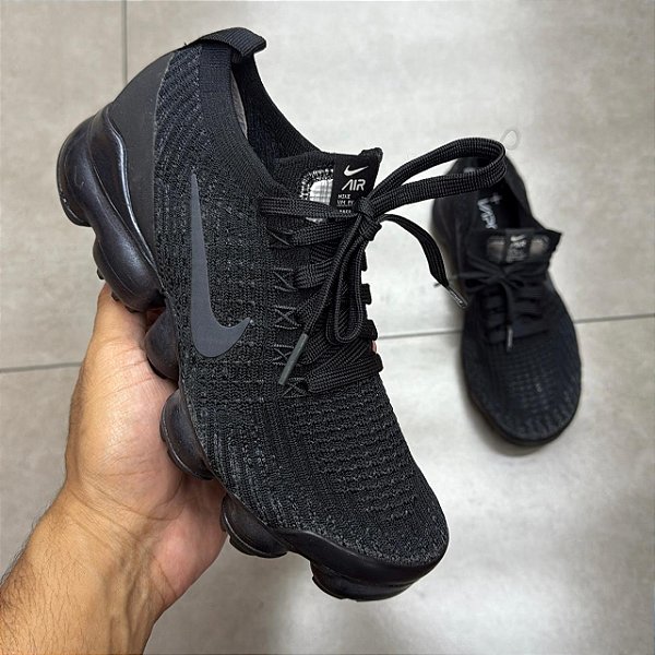 TÊNIS NIKE AIR VAPORMAX FLYKNIT 3 TRIPLE BLACK (SEM CAIXA)