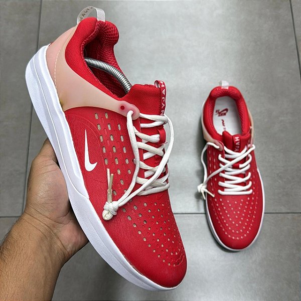 TÊNIS NIKE SB ZOOM NYJAH 3 UNIVERSITY RED (SEM CAIXA)