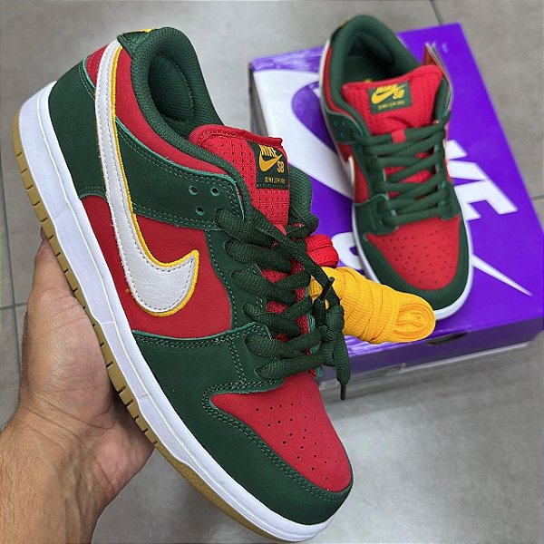 TÊNIS NIKE SB DUNK LOW FIR AND FIRE RED (COMPLETO)