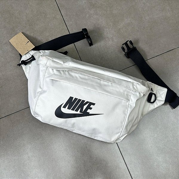 POCHETE NIKE ELEMENTAL BIG SWOOSH BRANCA 10L