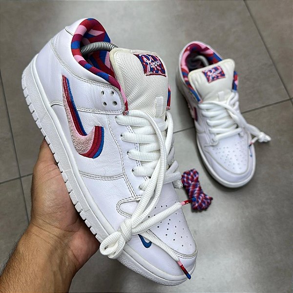 TÊNIS PARRA X NIKE SB DUNK LOW WHITE (9.5/10) (SEM CAIXA)