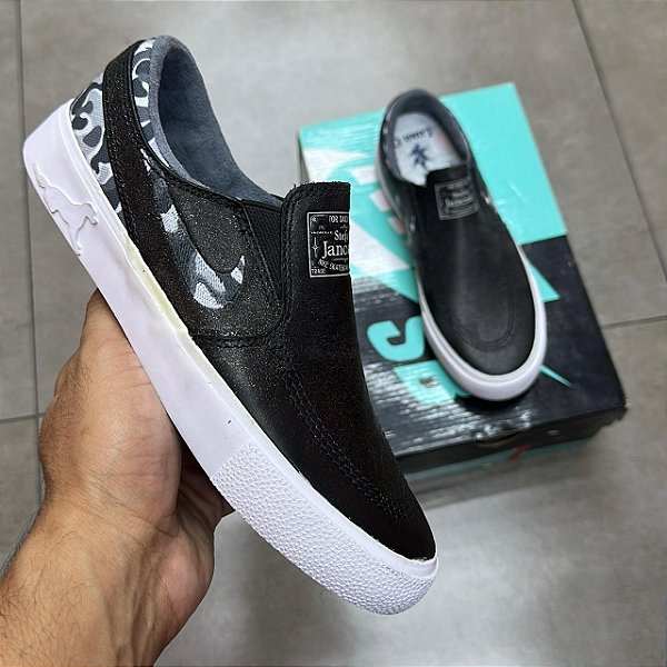 TÊNIS MATRIZ X NIKE SB ZOOM STEFAN JANOSKI SLIP PORTO ALEGRE PLAZA (COMPLETO)
