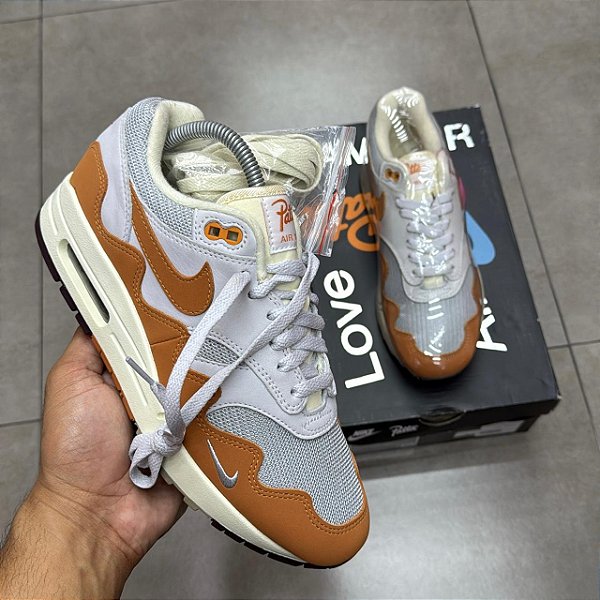 TÊNIS PATTA X NIKE AIR MAX 1 MONARCH (COMPLETO)