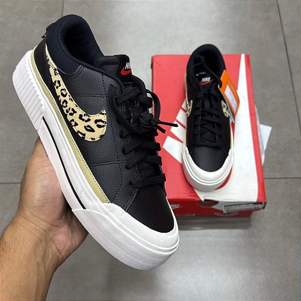 TÊNIS NIKE COURT LEGACY LIFT BLACK SAIL PICANTE RED KHAKI (COMPLETO)