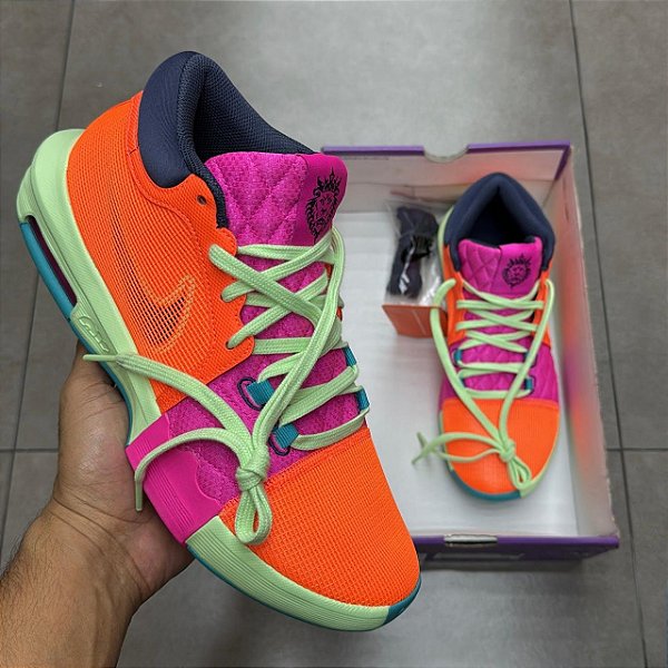 TÊNIS NIKE LEBRON WITNESS 8 TOTAL ORANGE LASER FUCHSIA (CAIXA DANIFICADA)