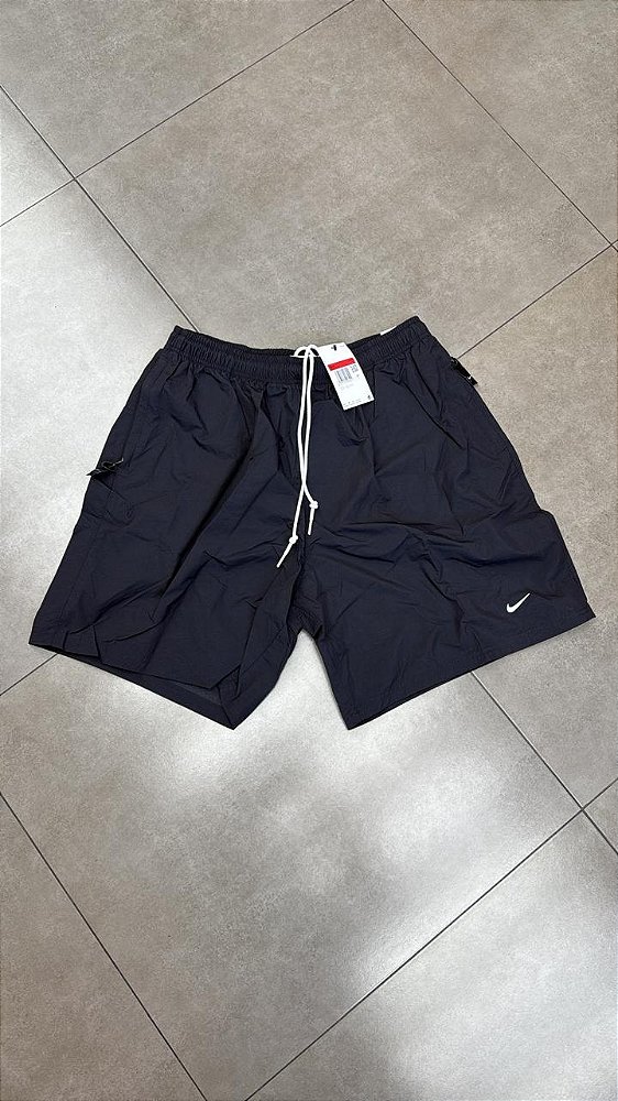 SHORT NIKE SOLO SWOOSH BLACK WHITE