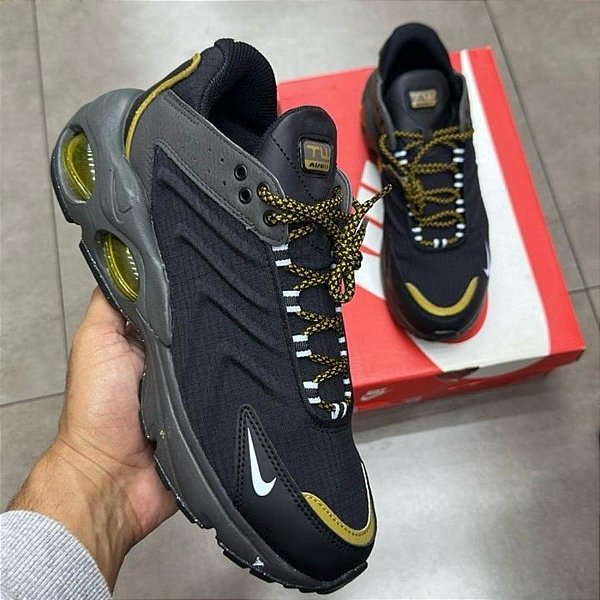 TÊNIS NIKE AIR MAX TW BLACK BRONZINE (COMPLETO)