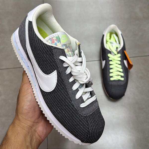 TÊNIS NIKE CORTEZ CLASSIC RECYCLED CANVAS (SEM CAIXA)
