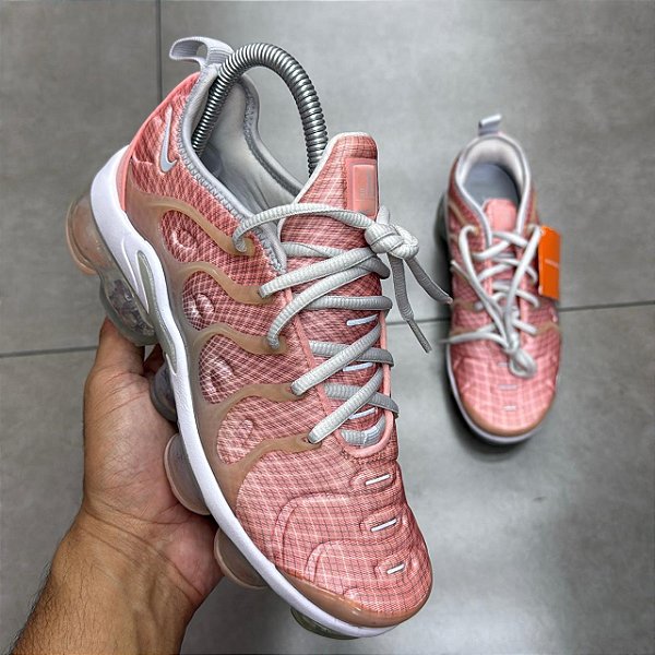TÊNIS NIKE AIR VAPORMAX PLUS BLEACHED CORAL (SEM CAIXA)