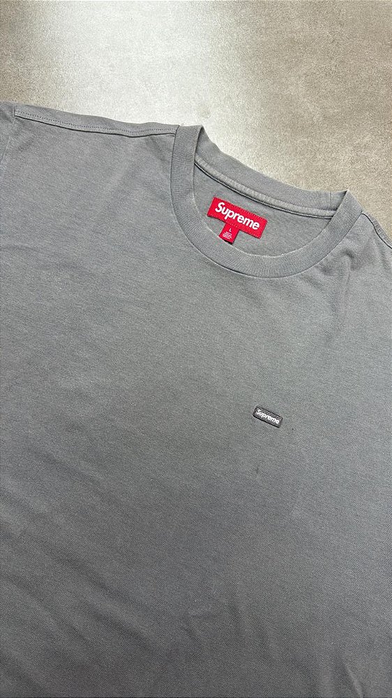 CAMISETA SUPREME SMALL BOX DARK GREY (FW23) 9/10