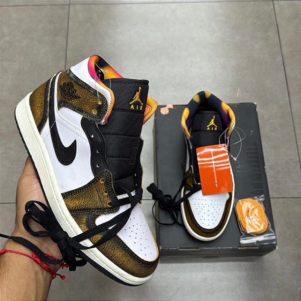 TÊNIS AIR JORDAN 1 MID SE WEAR AWAY TAXI (COMPLETO)